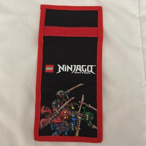 LEGO Ninjago Black and Red wallet - Picture 4 of 4